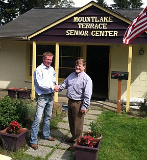 (left to right)  Seaun Richards, President of the Mountlake Terrace Senior Center Board, and Mike Cooper, new director of the Mountlake Terrace Senior Center.