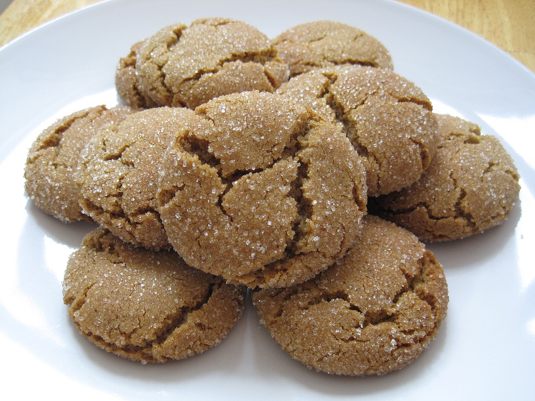 Try these delicious kidney-healthy gingersnap cookies.