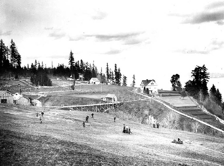 Seattle Golf and Country Club, 1902, photo by Asahel Curtis, courtesy UW Special Collections (CUR196) via historylink.org
