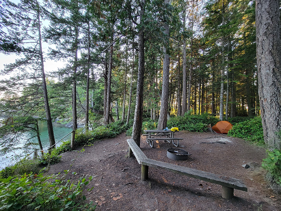 Thinking of throwing your hat back into the backpacking ring? Try short hikes into campsites at Washington State Parks. Photo courtesy AdventureAwaits.com