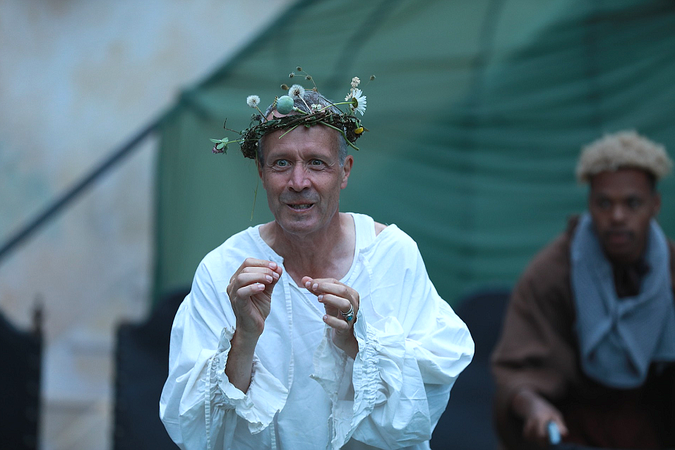 Jonathan Cullen plays the titular role in “King Lear" by William Shakespeare, directed by Terri McMahon at Island Shakespeare Festival, Whidbey Island. Photo by Michael Stadler