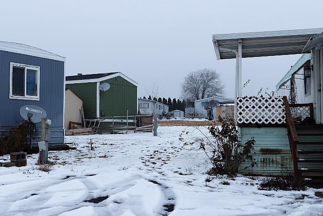 Moxie Community mobile home park in Moxee, Wash., in January 2024. (Emree Weaver for Cascade PBS)